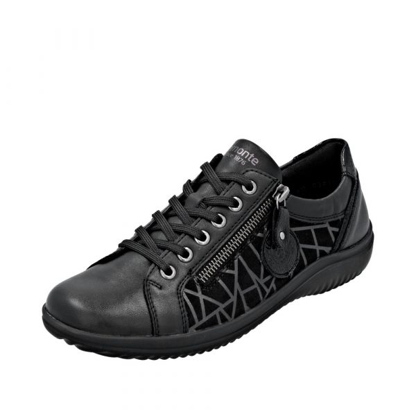 Tennis Faux cuir Végan femme Talon plat Semelle intérieure amovible Lacet + zip Chaussant large REMONTE Coloris noir. Vue de biais d'une chaussure gauche.
