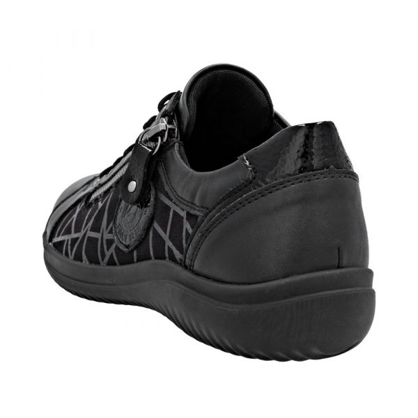Tennis Faux cuir Végan femme Talon plat Semelle intérieure amovible Lacet + zip Chaussant large REMONTE Coloris noir. Vue de l'arrière d'une chaussure gauche. Vue de la hauteur et du contrefort du talon.