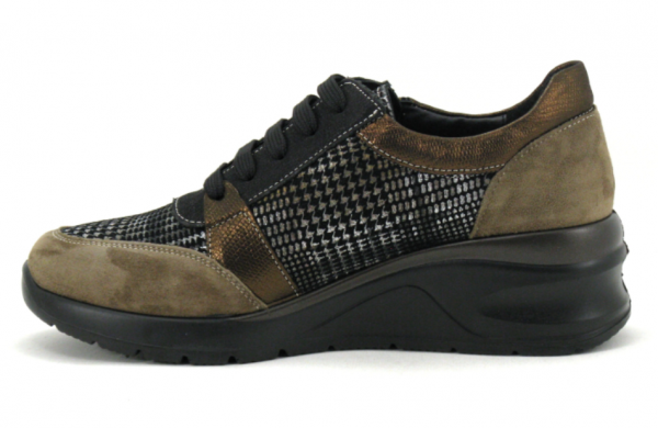 Tennis mode femme cuir Doublure cuir Talon compensé Fermeture lacets + zip INFINI I. PADOU 725-102 coloris kaki/bronze. Vue du profil intérieur d'une chaussure droite.