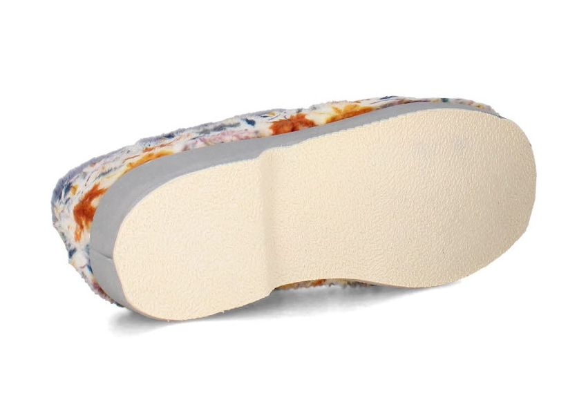 Charentaise fantaisie Pantoufles femme velours Doublure laine Semelle caoutchouc LA MAISON DE L'ESPADRILLE Coloris bleu décor feuillage. Vue de la semelle de dessous d'une chaussure droite.