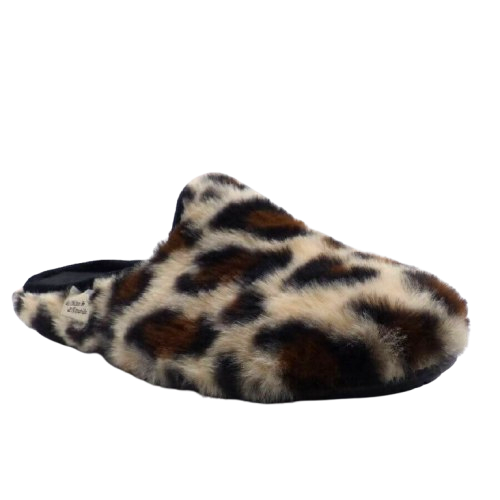 Mules femme fourrure imprimé léopard Chaussons dame chaud Semelle élastomère talon deux cm LA MAISON DE L'ESPADRILLE Coloris beige. Vue d'ensemble d'une chaussure droite.
