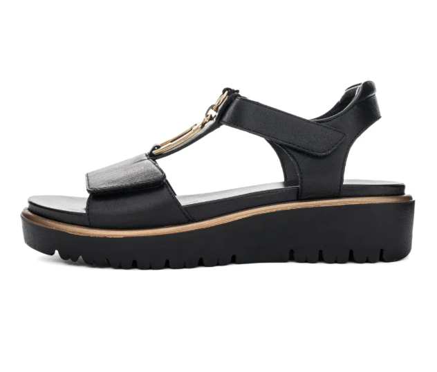 Sandale femme cuir Doublure cuir Semelle plateau Talon compensé mode Nu-pied dame Deux velcros ARA Bilbao 12-33515 coloris noir. Vue du côté extérieur d'une chaussure gauche montrant les fermeture à velcros.