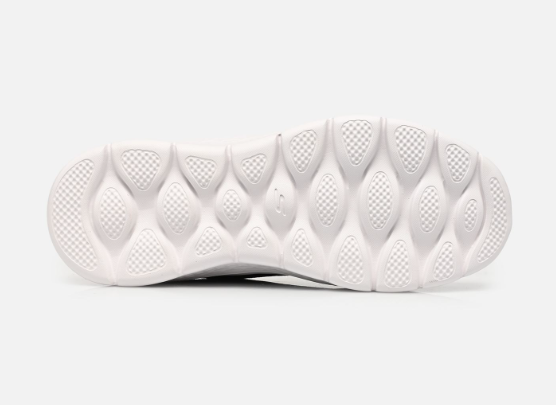 Tennis femme Maille et synthétique Lacets élastiqués Système slip-ins à enfiler Sneakers dame SKECHERS 125516 Coloris bleu marine/blanc. Vue de la semelle extérieure d'une chaussure droite.