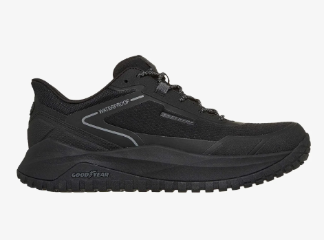 Tennis homme Toile imperméable Coutures étanchées Basket à enfiler Semelle épaisse SKECHERS 211367 Coloris noir. Vue du profil extérieur d'une chaussure gauche affichant la mention "waterproof".